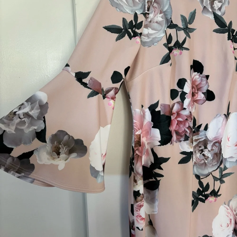 Calvin Klein Floral Bell Sleeve Dress Size 8 - Picture 4 of 13